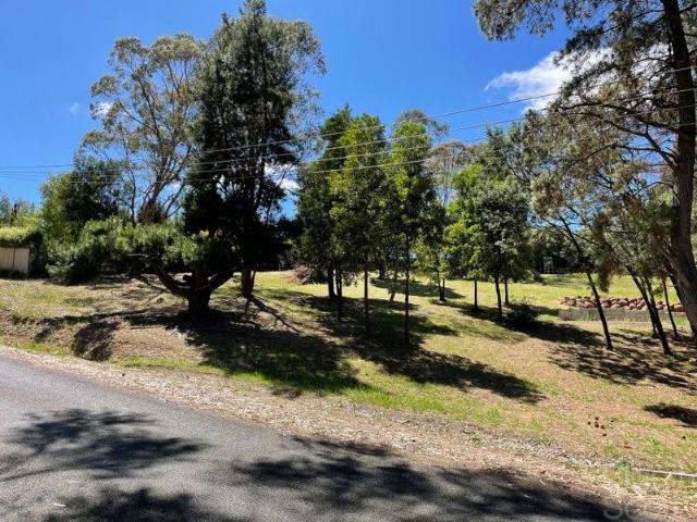 Outstanding Block in a Peaceful Rural Setting Close to Daylesford & Hepburn Springs