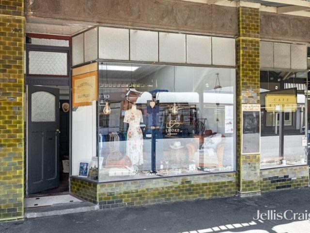Outstanding retail and residential opportunity