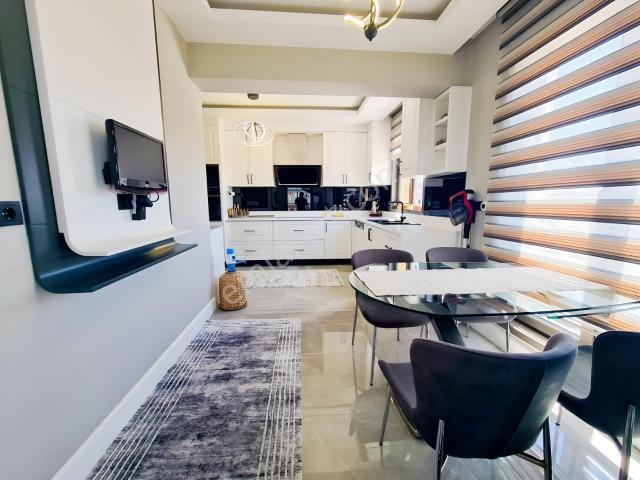 Ovacık'ta Benzersiz Özel Tasarım Lüks 4+1 Daire Realty Gate'ten
