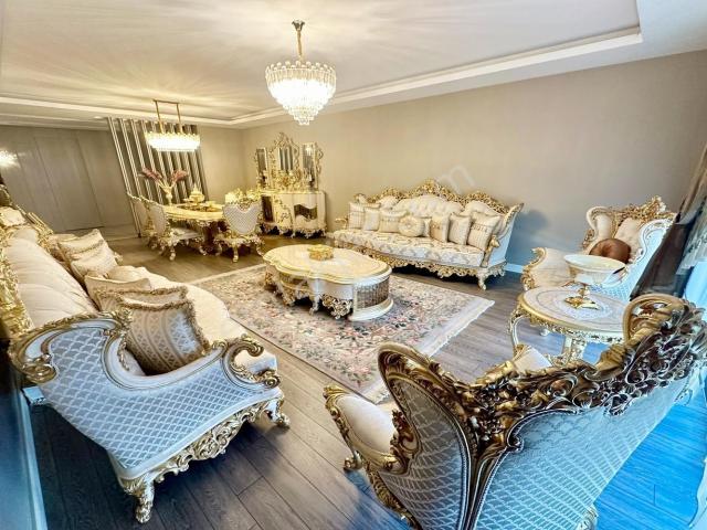 Ovacık'ta Bölgenin Gözdesi Full+full Yapılı 4+1 Site Dairesi