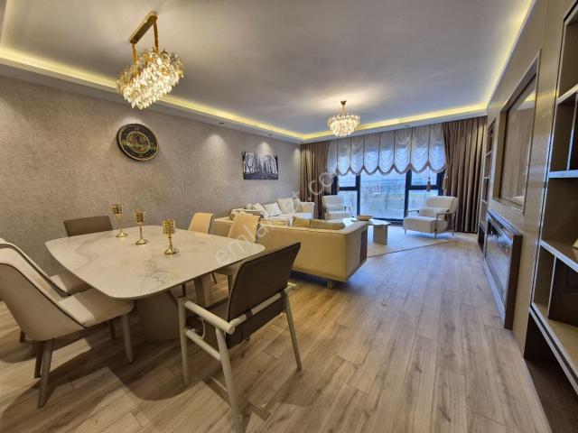 Ovacık'ta Lüks 4+1 Daire, 200m² Net