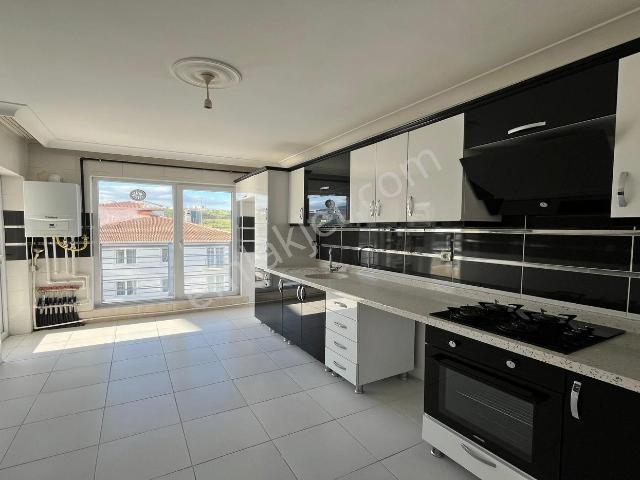 Ovacık Başkent Cad. Süper Lüx 4+1 Katta 140 M2 Daire Yeni Bina