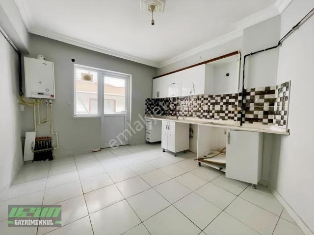 Ovacık Başkent Caddesi Üzerinde 3+1 Asansörlü 3.kat Kiralık Dair