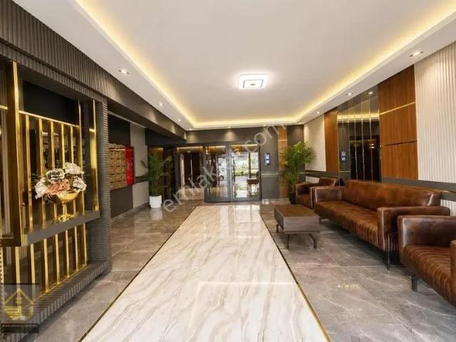 Ovacık Florya Royalde Ultra Lüks 4+1 Satılık Daire
