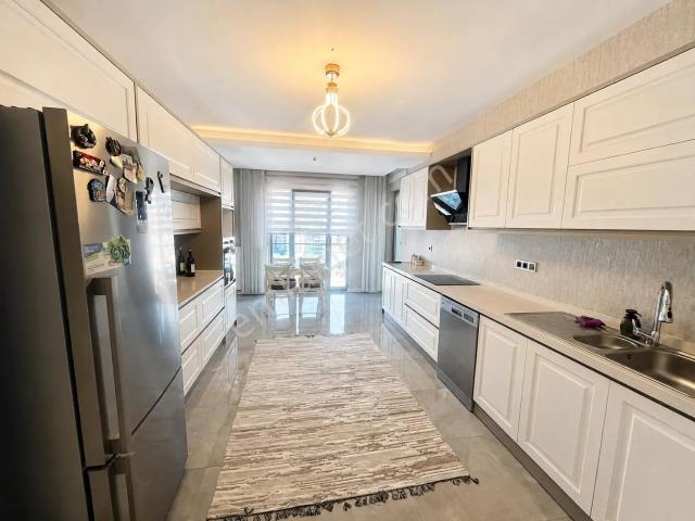 Ovacık Mahallesi'nde Site İçerisinde 4+1 Saunalı Kiralık Daire