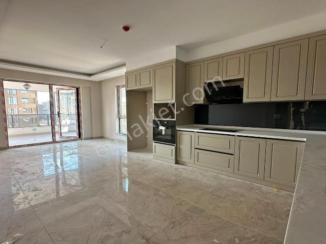 Ovacık Merkezde 4+1 9.kat Sıfır Site Dairesi