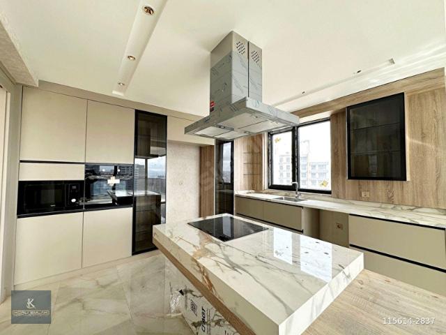 OVACIK MAHALLESİNDE 4+1 LÜKS SATILIK DAİRE MODERN MİMARİ