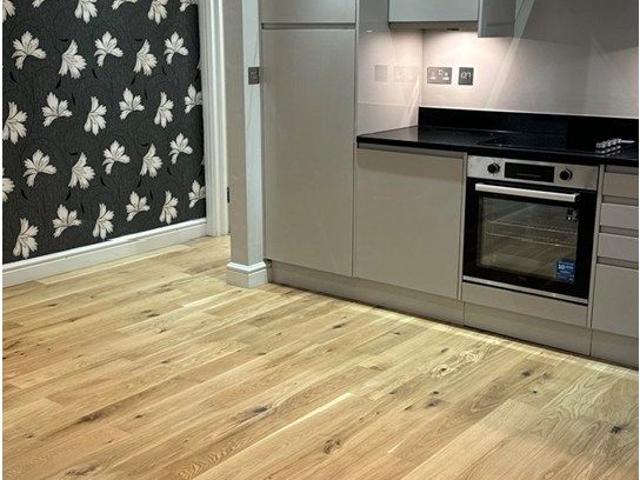 Oval, East Croydon CR0, 2 bed maisonette to rent, £1,650 pcm | PrimeLocation