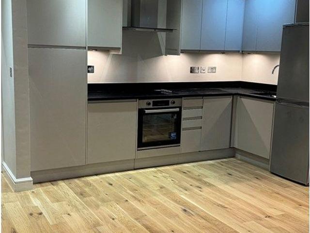 Oval, East Croydon CR0, 2 bed maisonette to rent, £1,675 pcm | PrimeLocation