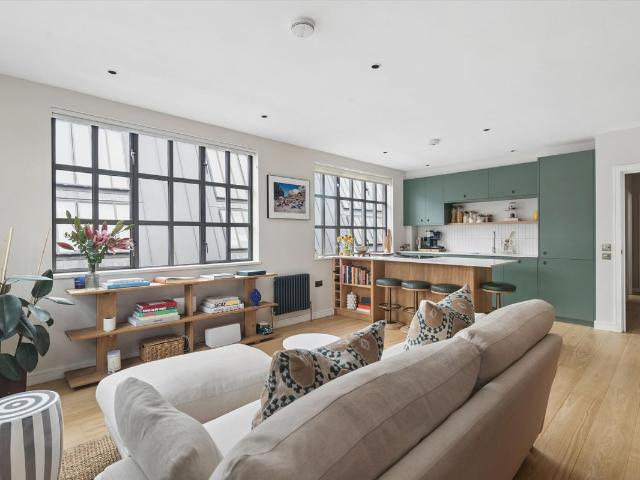 Ovanna Mews, Buckingham Road, London N1, 2 bed flat to rent, £5,500 pcm | PrimeLocation