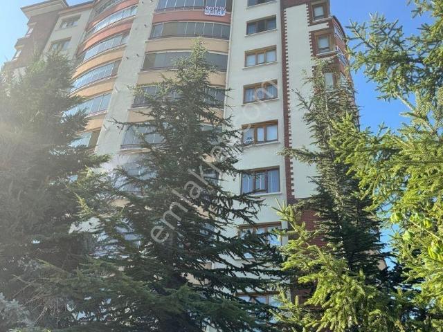 Öveçler Çetin Emeçe Yakın 4+1 Ankara Manzaralı 16 Milyon 500 Bin Tl