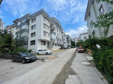 Öveçler Huzur Mahallesi 1154 Sokak Lizbon Caddesinin Bir Paraleli 5+1 Teraslı Dublek