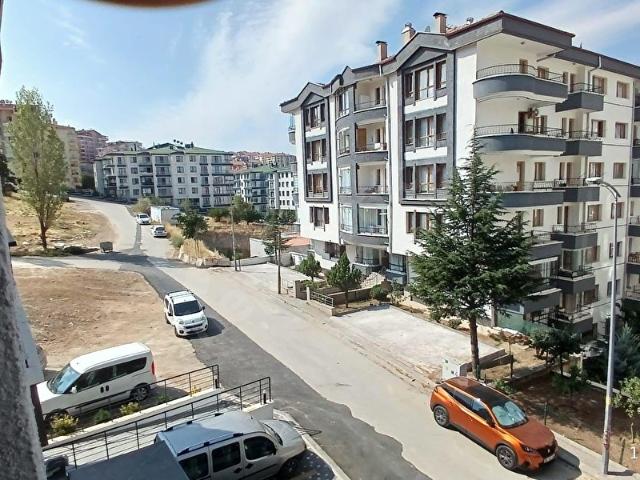 ÖVEÇLER KABİL CADDESİNE YAKIN YENİ 1+1 55 M2 OTURMAYA HAZIR
