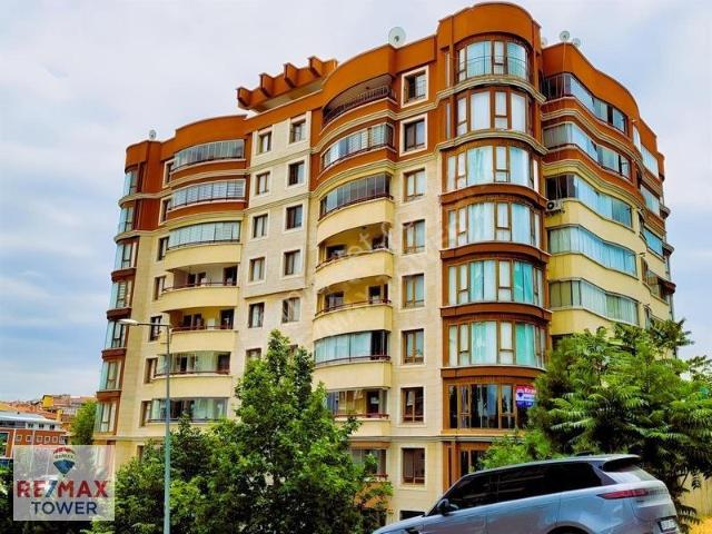 Öveçler 1238.caddede 4,5 + 1 Bakımlı Site Dairesi