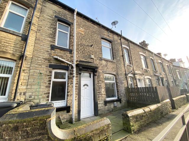 Ovenden Road, Halifax HX3, 2 bed property to rent, £700 pcm | PrimeLocation