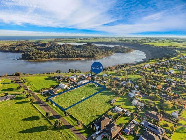 OVER AN ACRE OF PRIME KOROIT RESIDENTIAL LAND