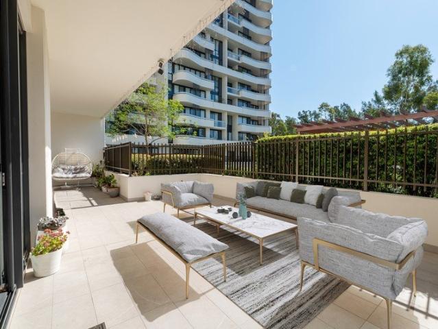 Over sized 3 Bedroom | Garden Courtyard | 2 Parking