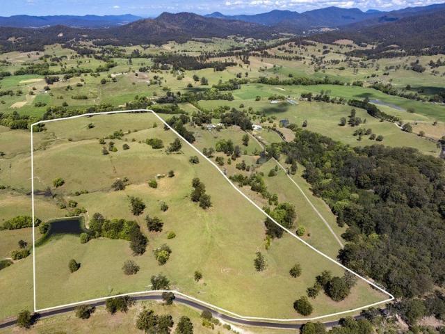 Over 100 Acres of Endless Posibilities and Opportunity