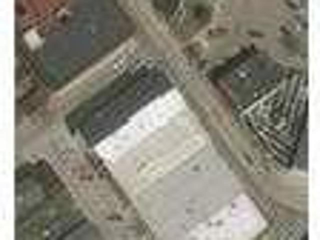 Over 476 sf in Marinette