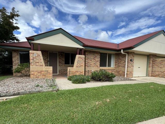 OVER 55's VILLA IN SOUGHT AFTER LOCATION