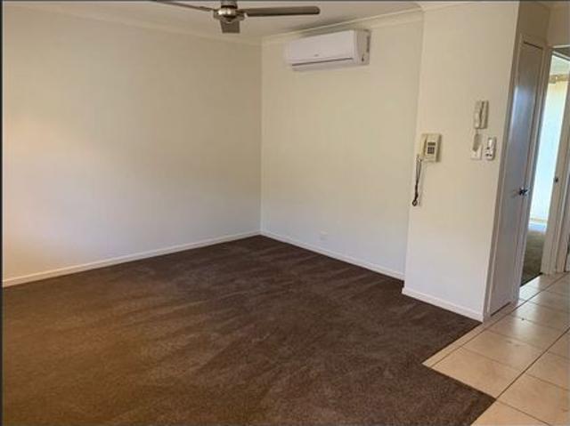 Over 55's living in SECURE Gated Community with Air Conditioning