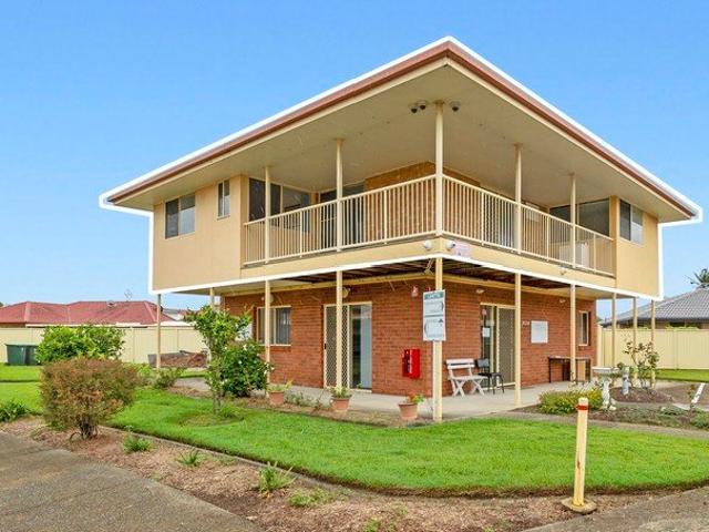 Over 55's Living Spacious, Low Maintenance Lifestyle in a Convenient Location