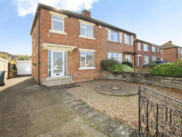Overdale Drive, Bradford BD10 2 bed semi detached house to rent £975 pcm £225 pw