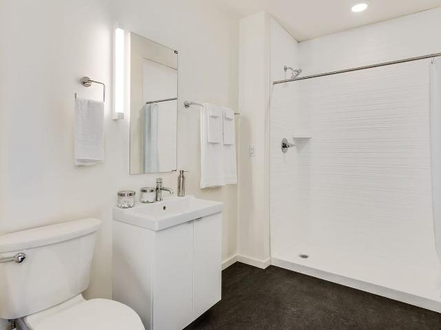 Overlook 2730 2 Bedroom Apartment for Rent at 2730 N Killingsworth St, Portland, OR 97217 Overlook