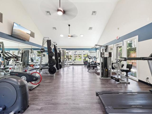 Overlook at Blue Ravine 2 Bedroom Apartment for Rent at 1200 Creekside Dr, Folsom, CA 95630