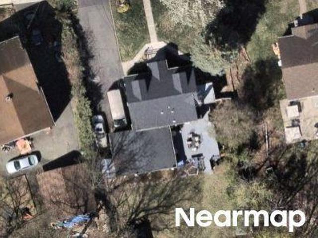Overlook Ave N