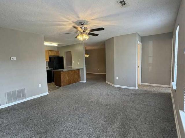 Overlook Gardens Apartments 3 Bedroom Apartment for Rent at 1400 Gray Hwy, Macon, GA 31211