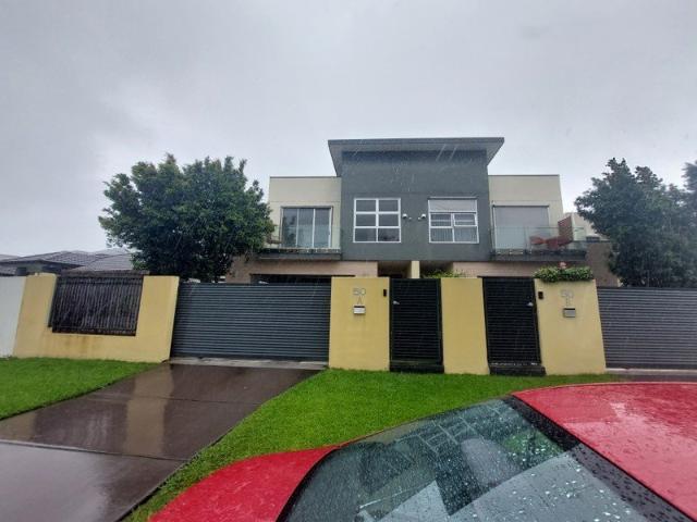 Overseas Seller liquidation Upmarket Waterfront Duplex