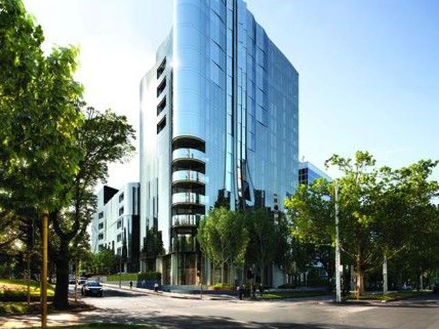 Oversized 3 bedroom residence over 264m2 internally with North facing living!