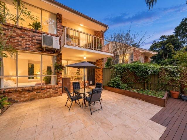 Oversized 290m² Townhouse with Private Outlook and Double Garage