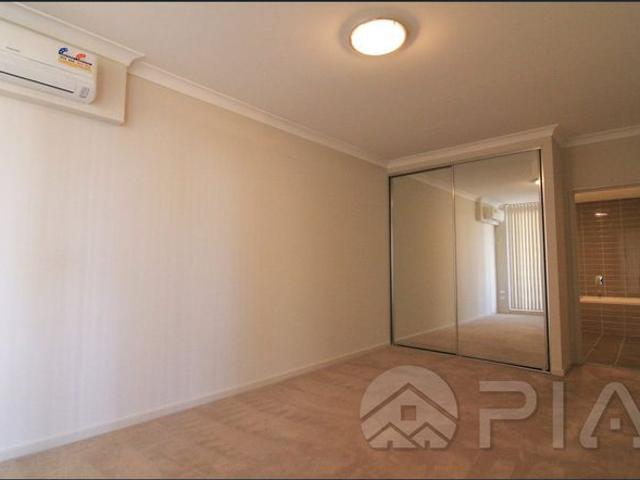 OVERSIZED 2 BEDROOM APARTMENT! FREE GYM AND SWIMMING POOL!