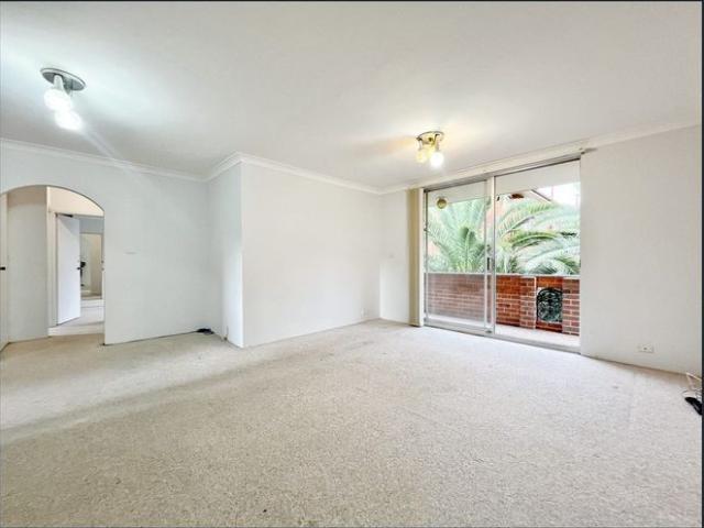 Oversized 2 Bedroom Home with Leafy Views