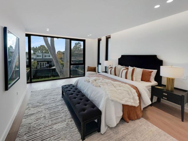 Oversized 5 bedroom Luxury Family Sanctuary over 2 floors