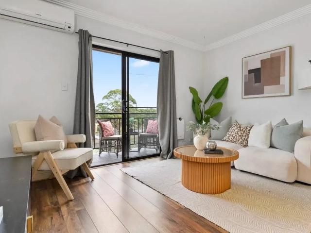 Oversized bedroom with study nook