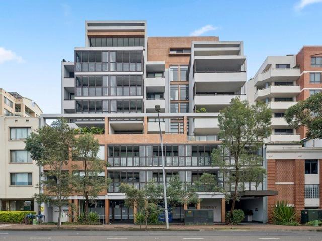 Oversized ground floor convenience
