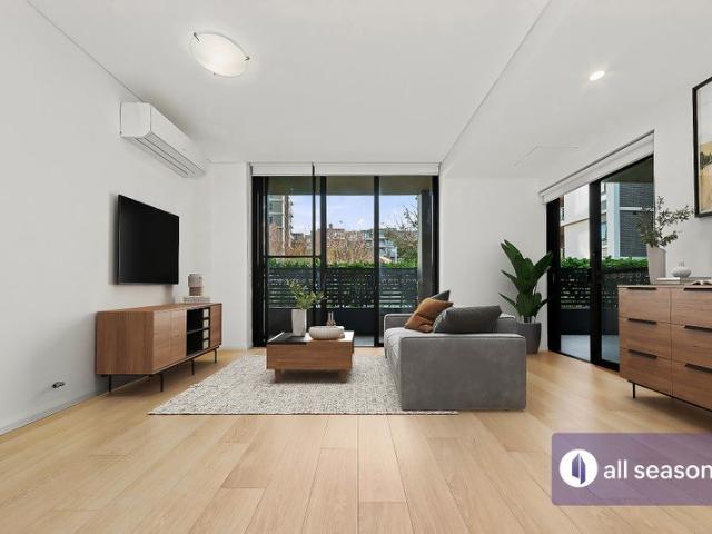 Oversized Ground Floor Sanctuary | Substantial 2 Bed Residence with Private Entertainer's Patio