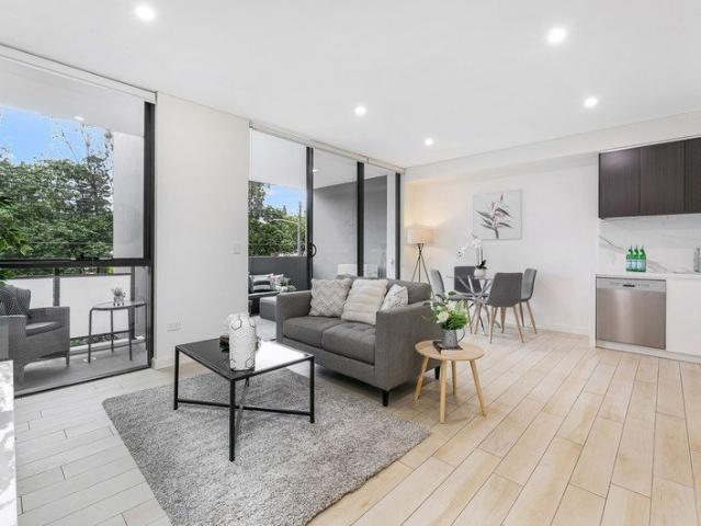 Oversized Entertainer's Apartment in a Convenient Homebush Setting