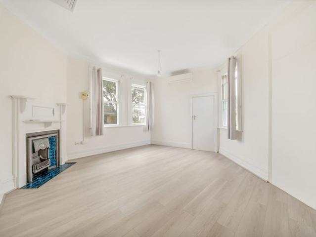 Oversized One Bedroom Apartment