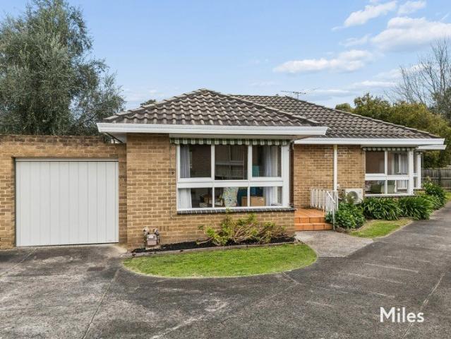 Oversized & Outstanding Single Level Setting By The Village