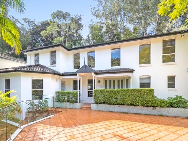 Oversized Multi Generational Family home