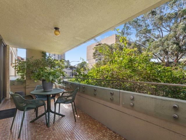 Oversized strata apartment with lock up garage in popular 'Wimbledon' complex