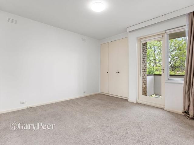 Oversized Retro Apartment with Space, Character & Convenience