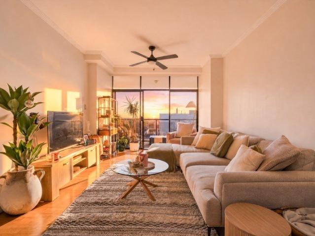 Oversized sub penthouse in the Heart of Bondi Junction
