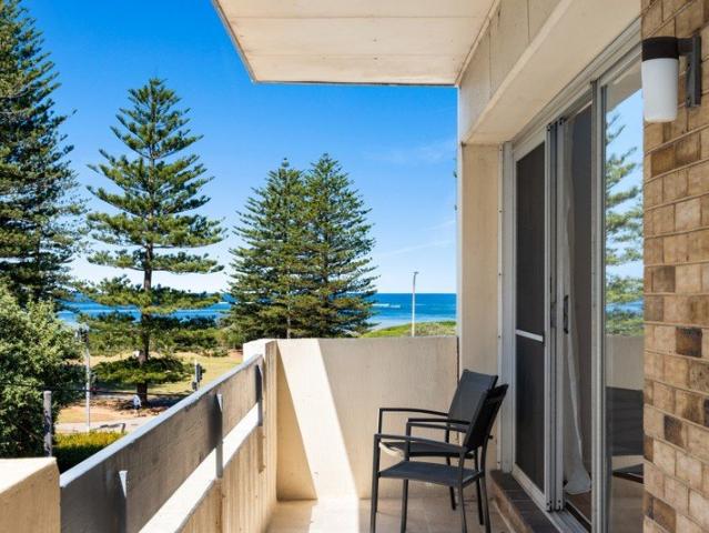 Oversized Two Bedroom Apartment with Ocean Views