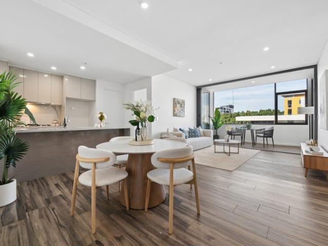 Oversized Two Bedroom plus Study with Wintergarden