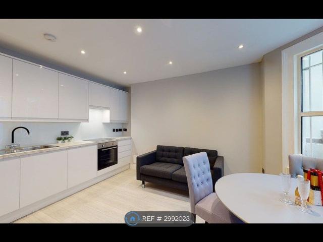 Overstone Road, London W6, 2 bed flat to rent, £2,898 pcm | PrimeLocation